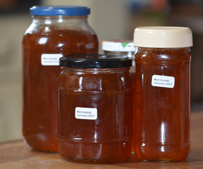 Making marmalade - January is the right time to do it